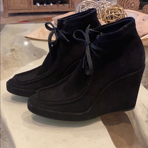 BALENCIAGA Ankle bootie. - Picture 2 of 7